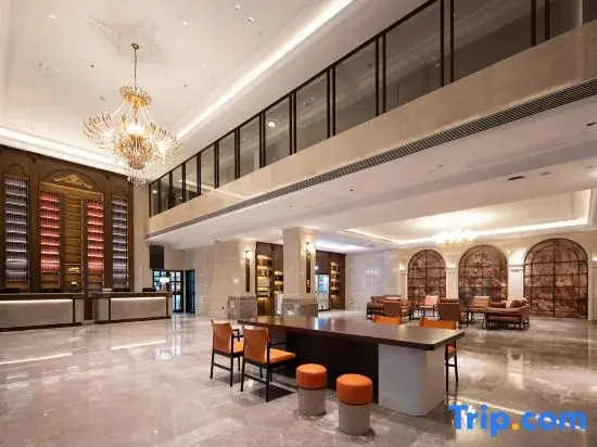 Vienna International Hotel (Zhangjiajie National Forest Park Branch)