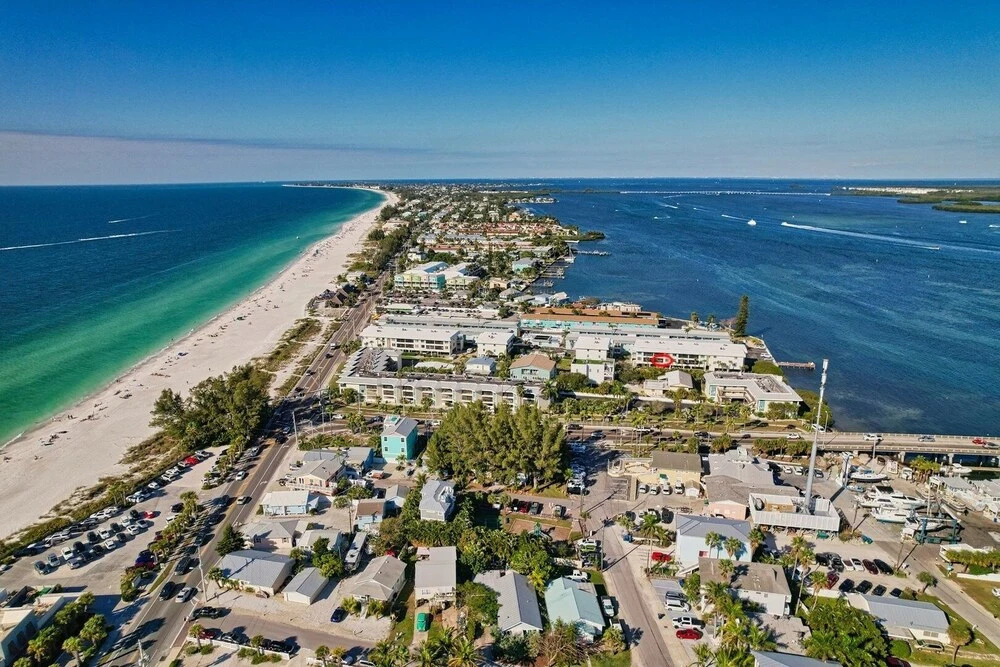 Gulf Watch 112 2 Bedroom Condo by Redawning