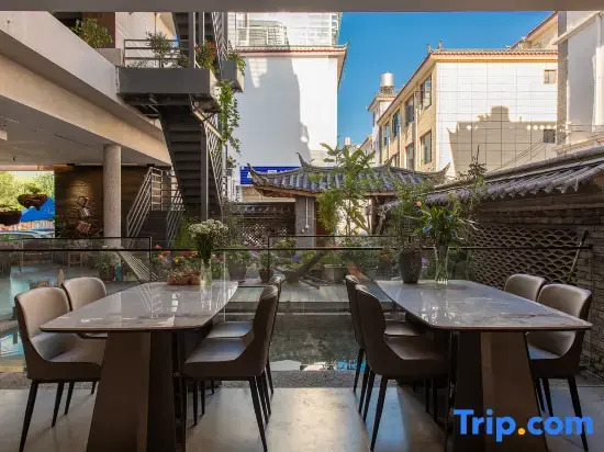 Wanning | Slow Time · Villa Snow Mountain View Resort Courtyard-Style Hotel (Lijiang Shuhe Old Town)