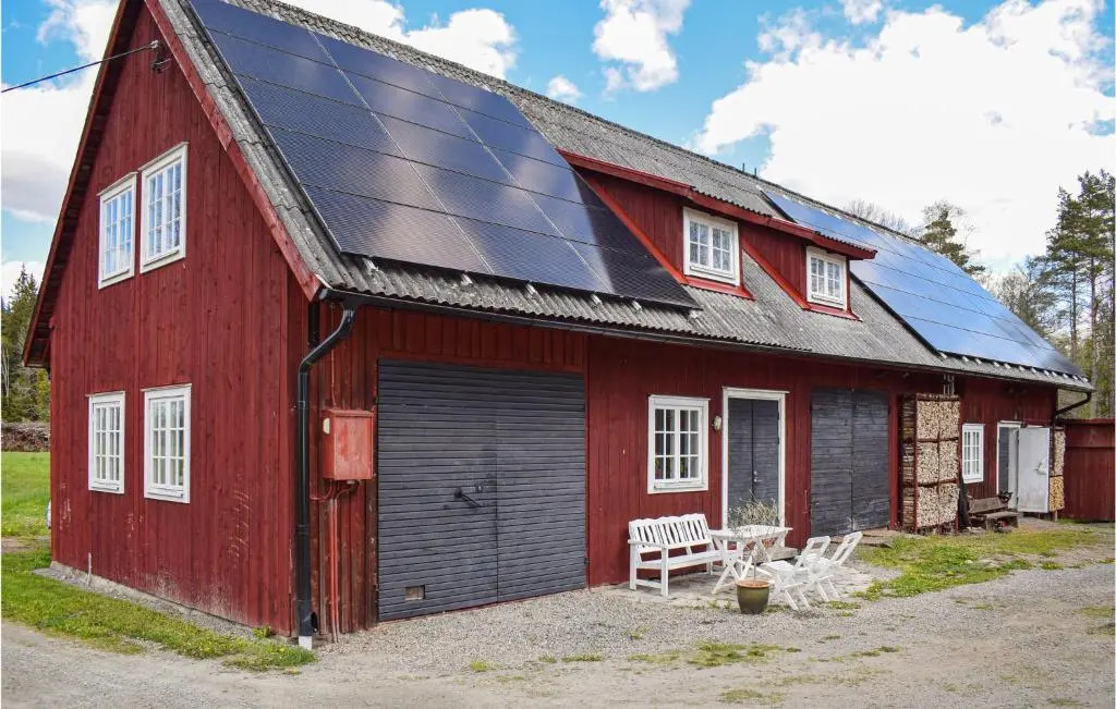 Lovely Home In Lammhult With Wifi