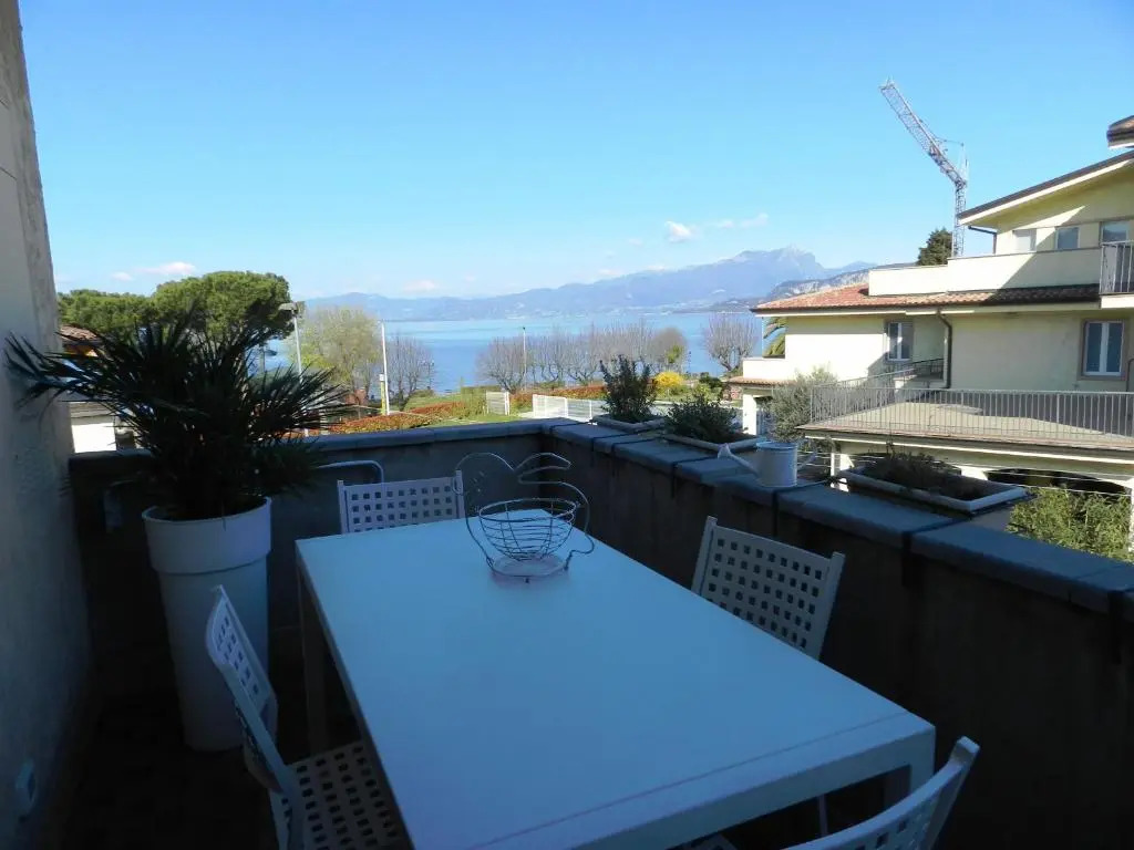 STUDIO THE BEACH - Regarda Travel