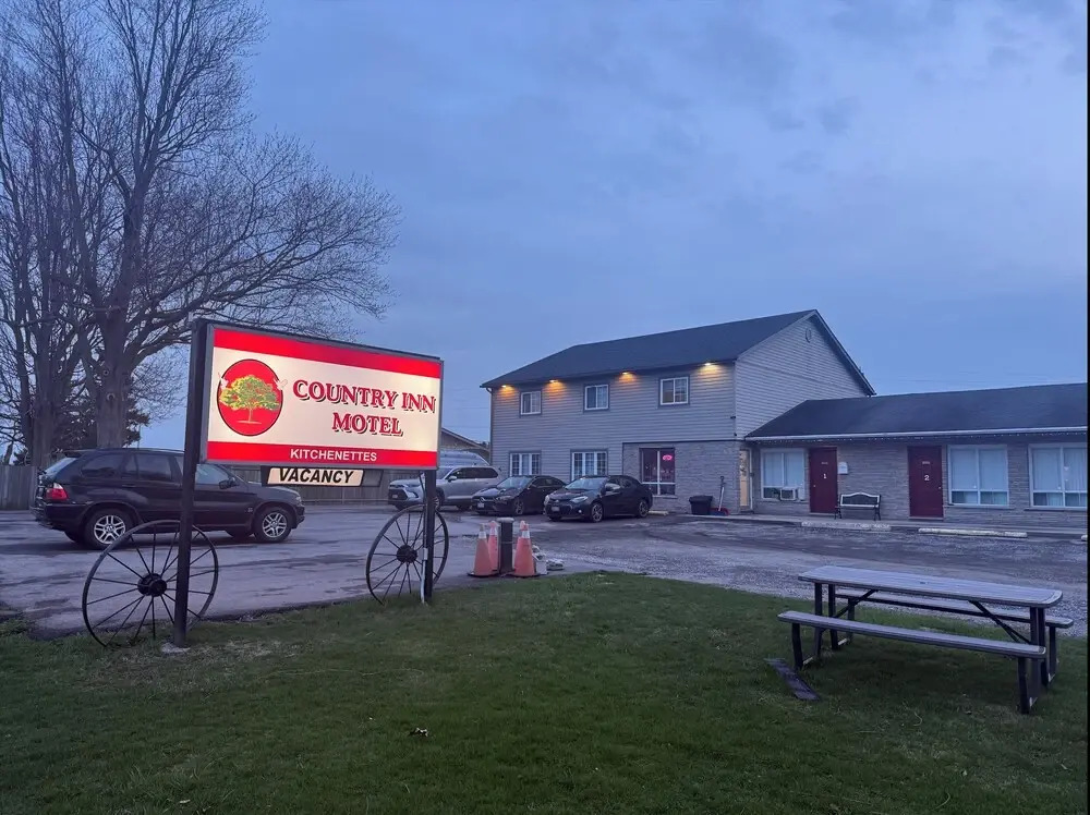 Country Inn Motel