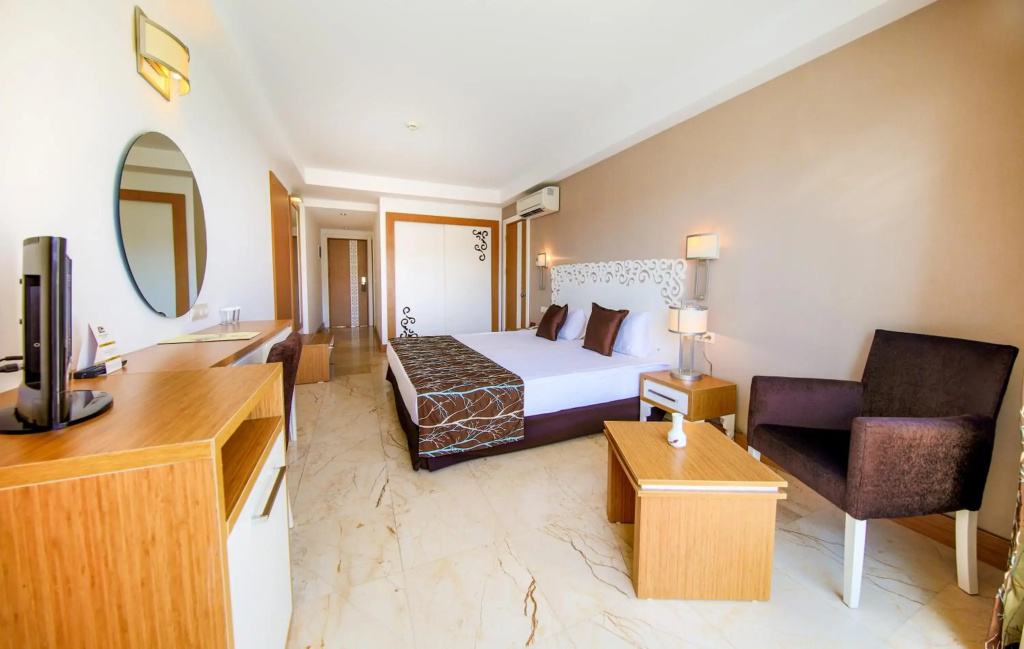 Отель Horus Paradise Luxury Resort & Club