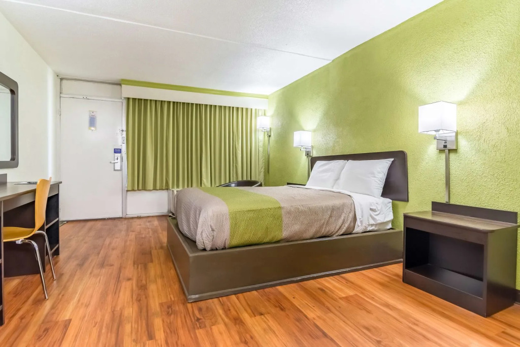 Motel 6 Durham