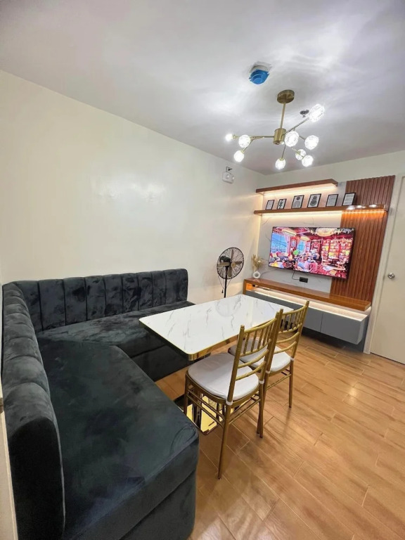 Seawind Condo 2 BR Near Airport and Facing Samal