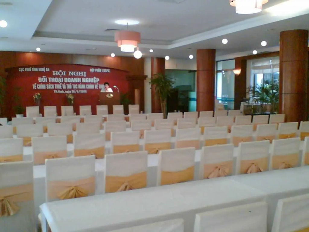 Muong Thanh Thanh Nien Vinh