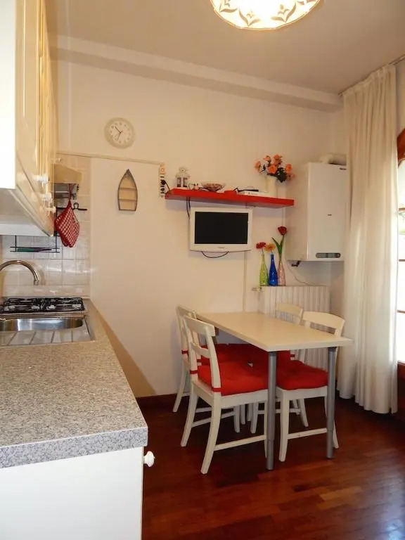N53 - Numana, Bilocale Con Giardino