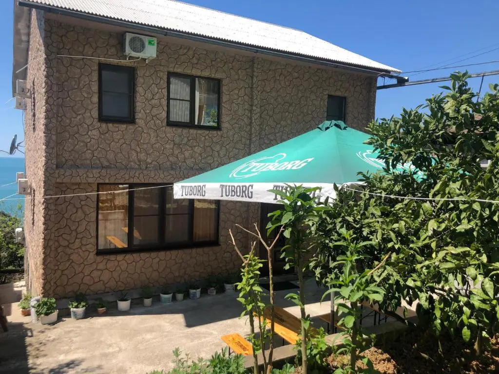 Guesthouse on Sovhoznaya 18