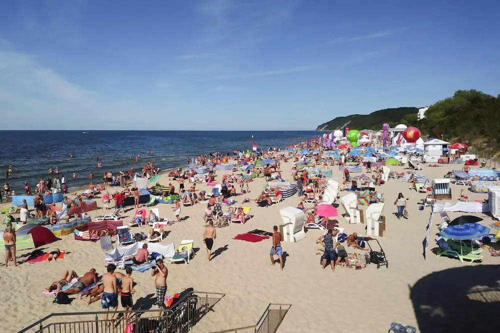 Comfortable Holiday Homes, Close to the sea