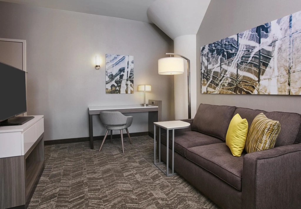 SpringHill Suites by Marriott Milwaukee Downtown