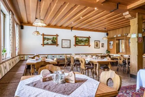 Gasthaus Husling Alm