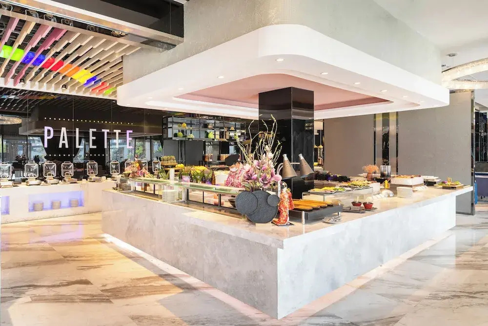 Lujiang Mega Hotel