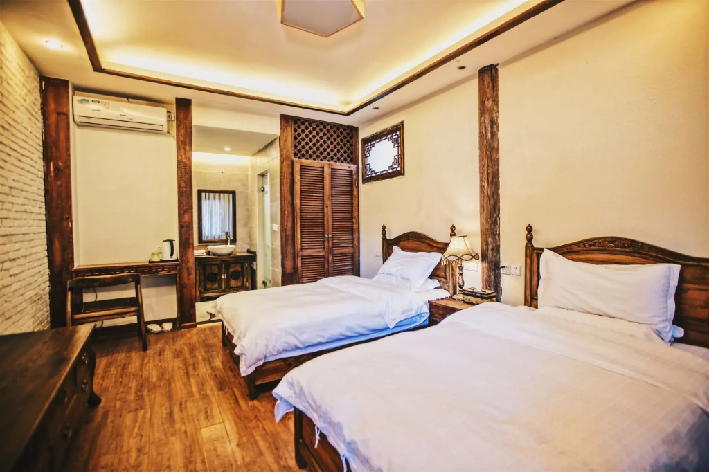 Lijiang Fulin Inn