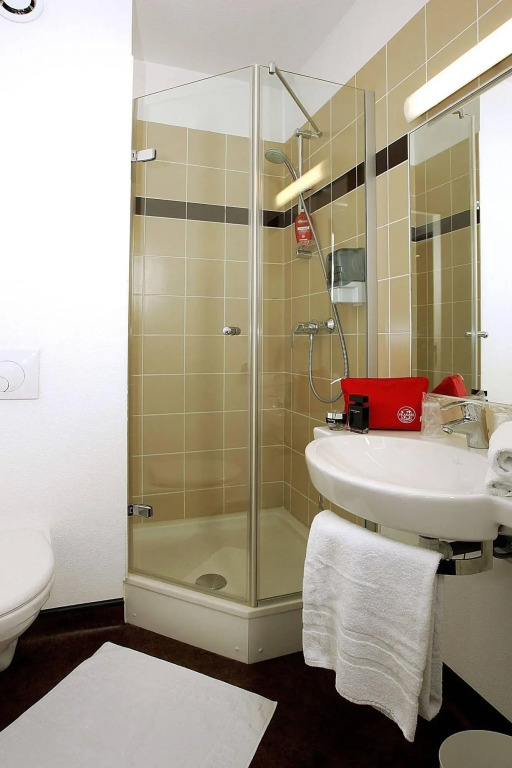 Sure Hotel by Best Western Saint-Amand-Les-Eaux
