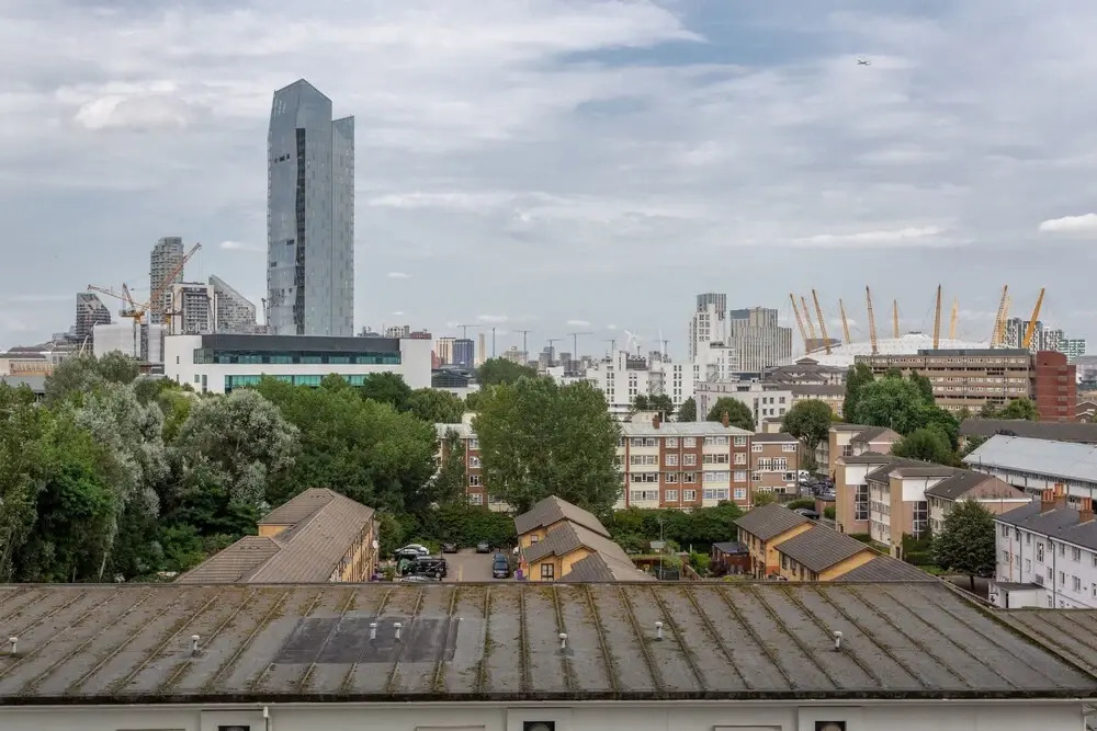 Fantastic 2 Bedroom Apartment Near Canary Wharf