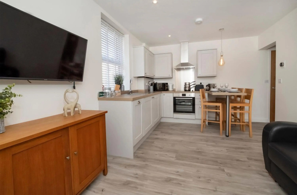 Livingstone street Apartments with Free Parking