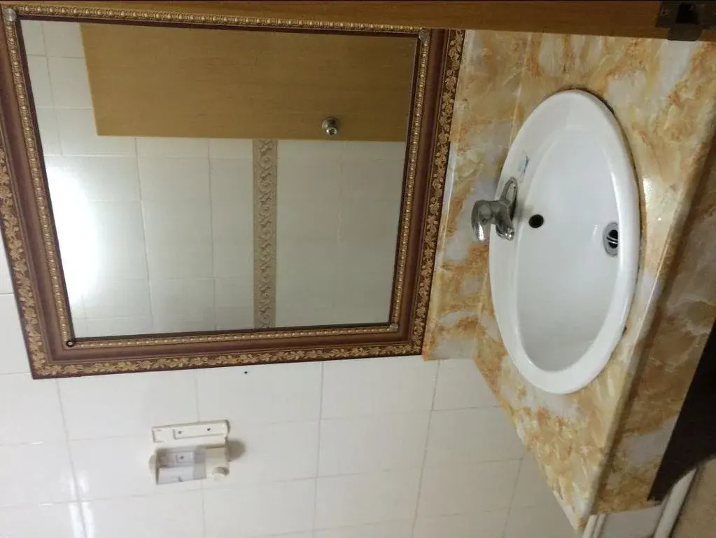Enping Shuangquan Hotel