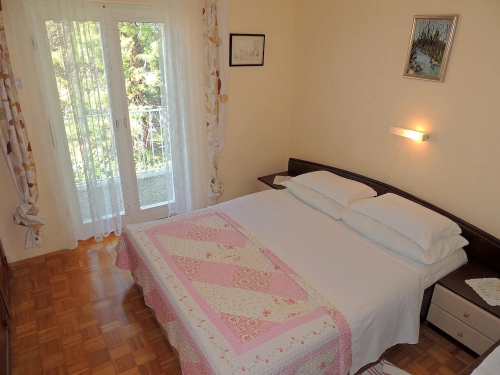 Apartments Mirko