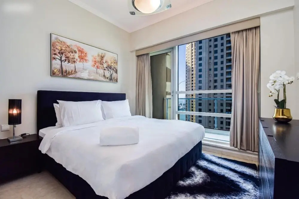 2B Apt With Waterfront View JBR