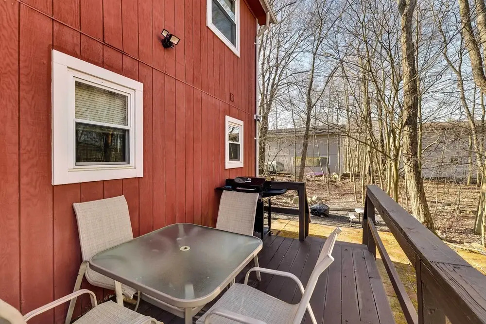 Furnished Deck & Fire Pit: Home in Tobyhanna