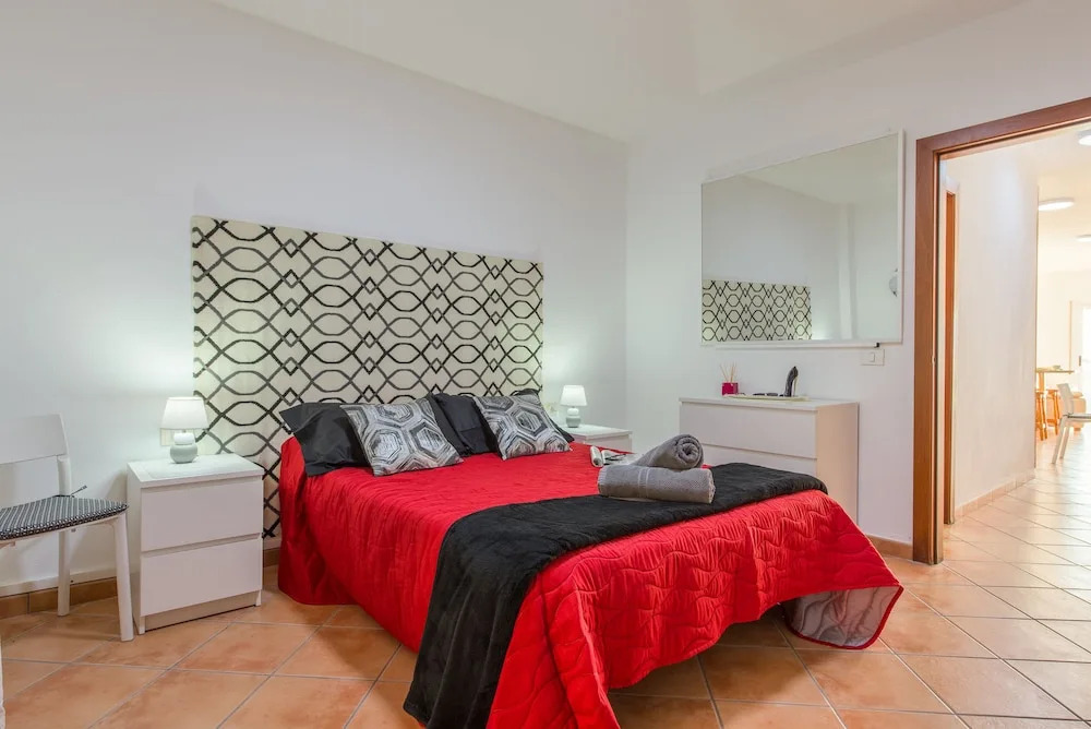 1b. Wonderful Apartment with Sea View in Playa De Las Vistas