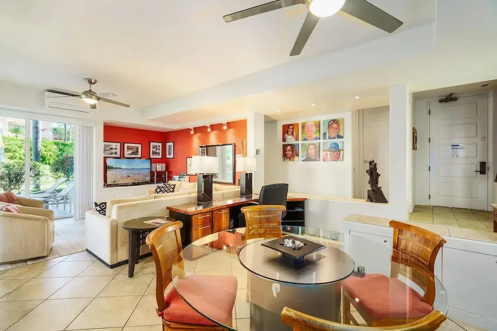 Tropical Paradise in Luxurious 1br, 2ba Ground Floor Unit, Garden View, Palms 801