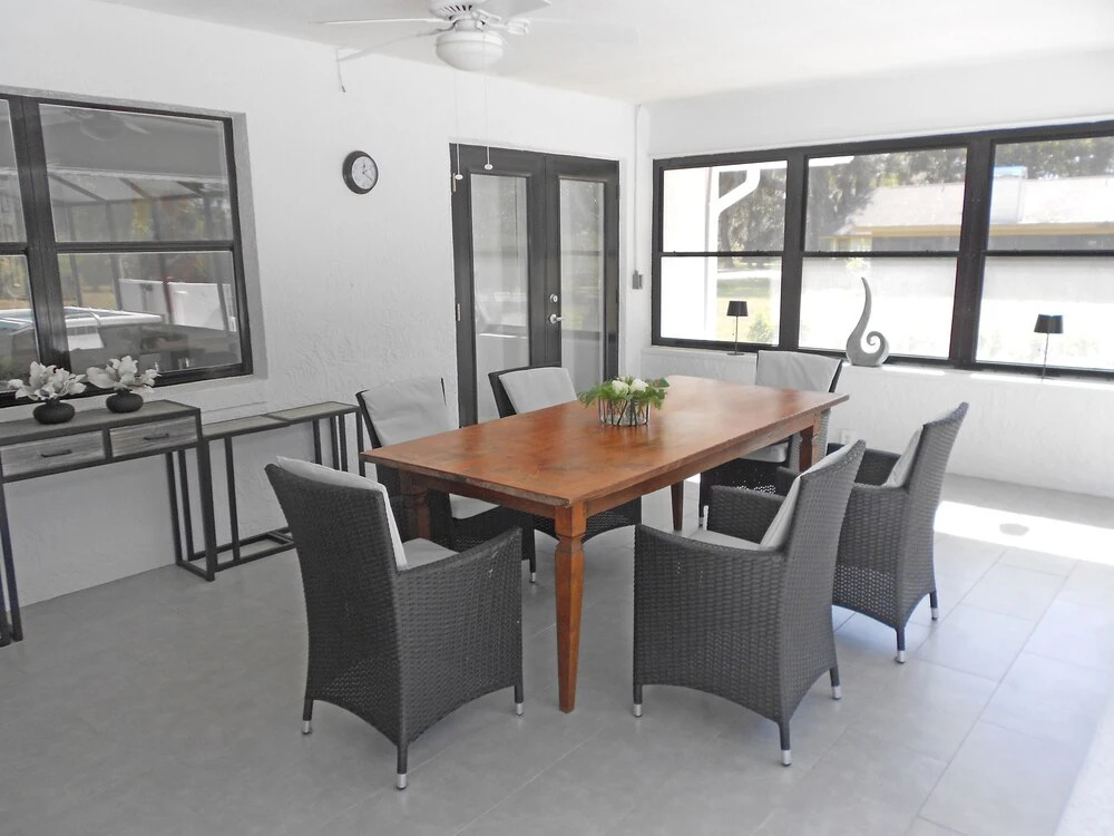 Vacation Home With A Stunning View - 870 3 Bedroom Home by RedAwning