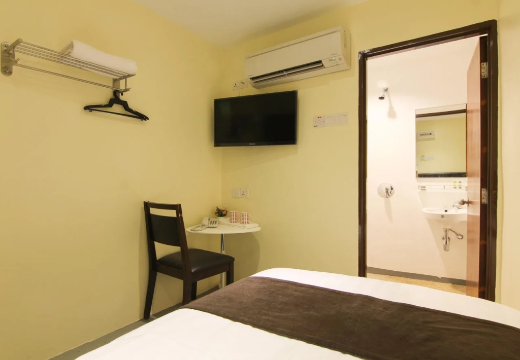 Naka Hotel