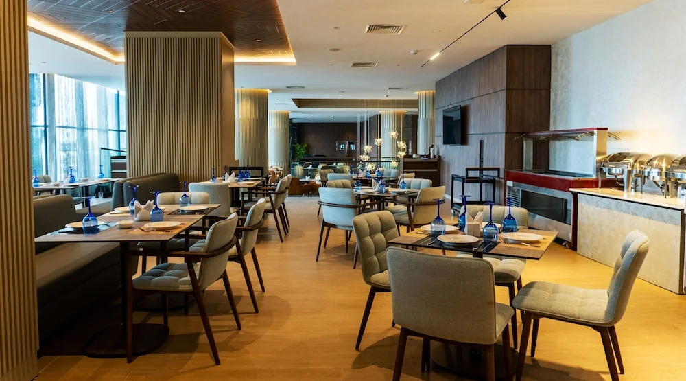 Black Diamond Hotel