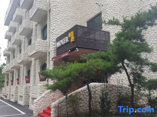 Jebudo Feel Motel