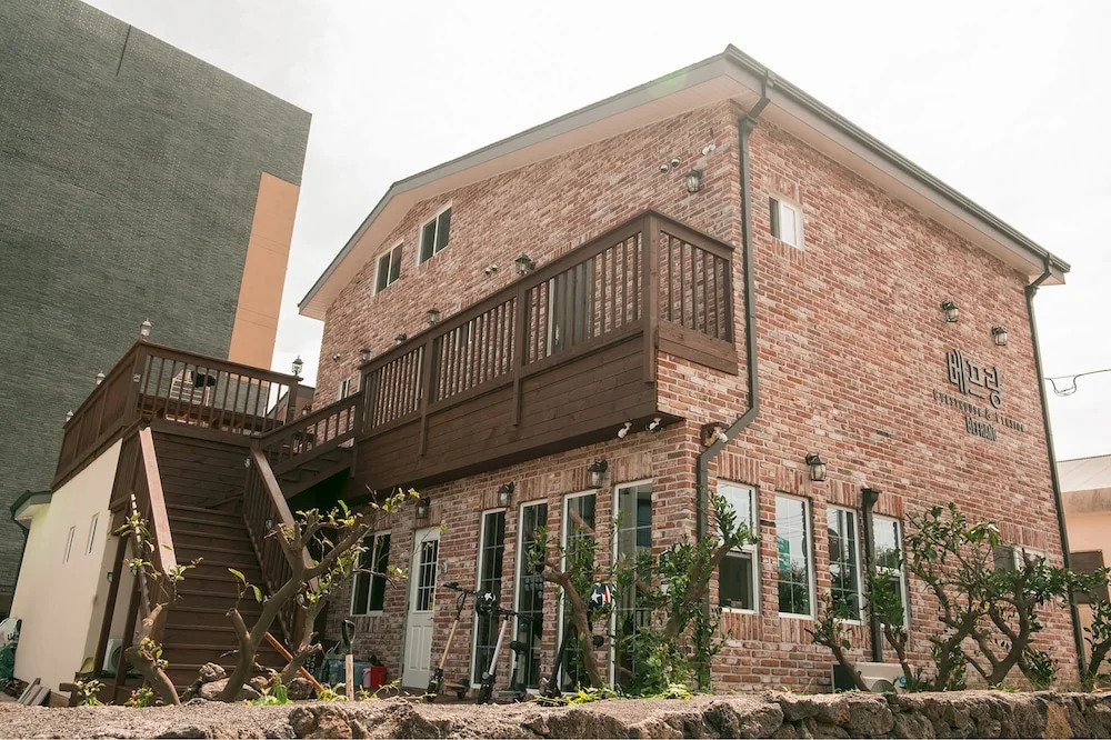 Sungsan Befrang Guesthouse - Hostel