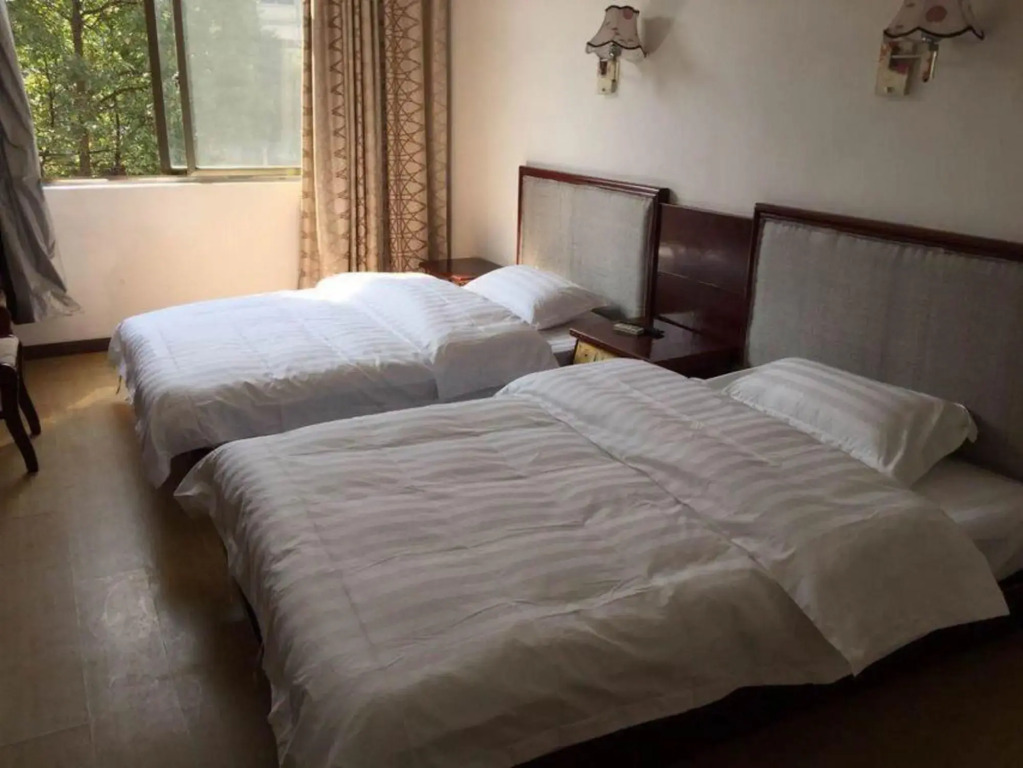 Hangzhou Xiaocai Hotel