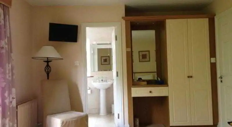 Shandrum Lodge