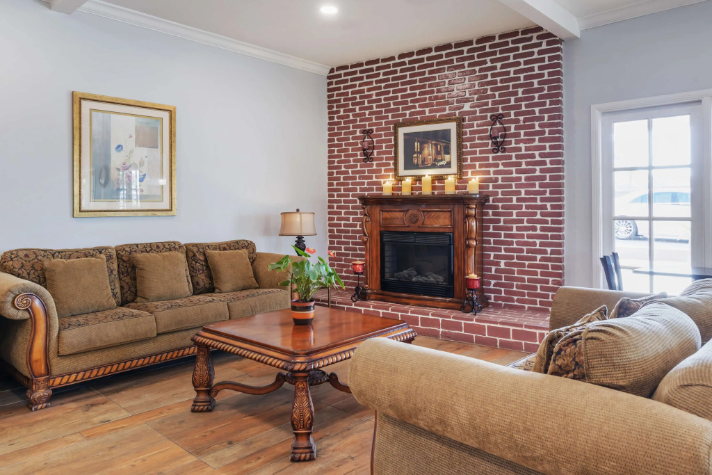 Best Western Plus Hill House