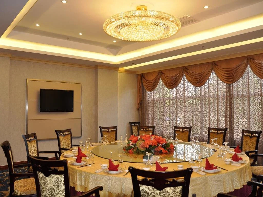 Dian Chi Hotel