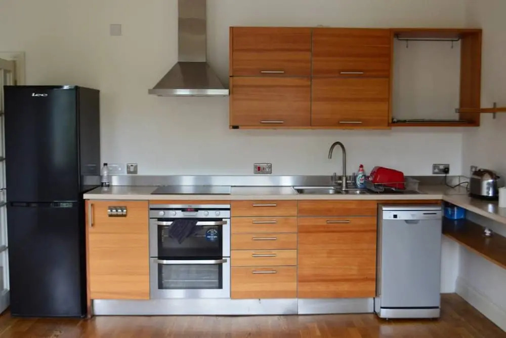 3 Bedroom Apartment Overlooking London Fields