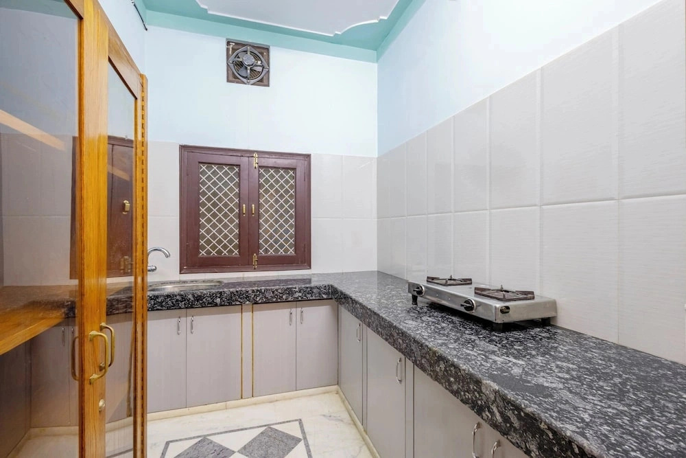 Alaya Stays Abhimanyu Mansion Topaz 2BHk
