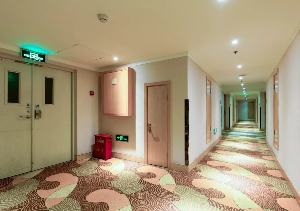 Soluxe Winterless Hotel Beijing