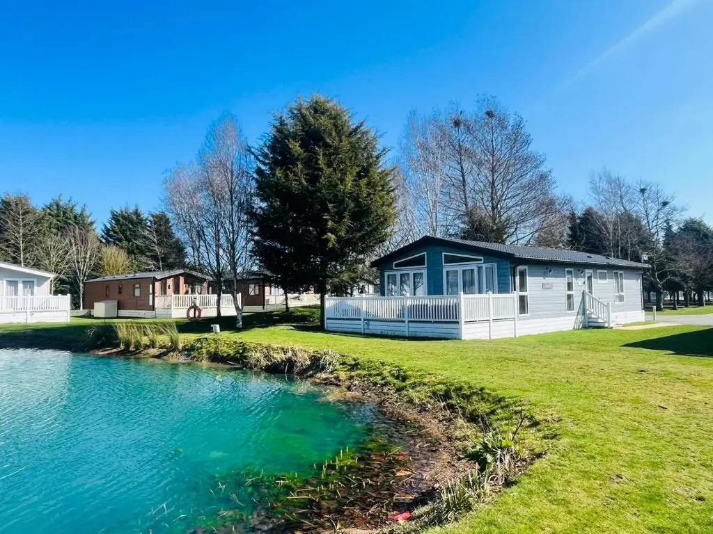Birdie Lodge