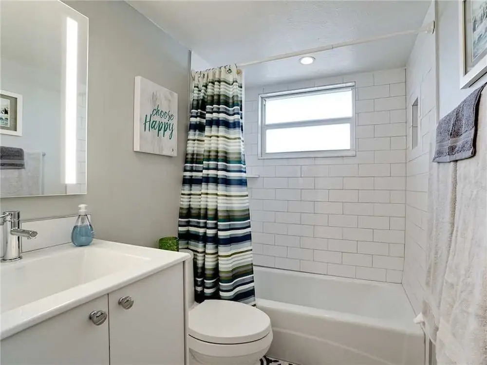 Inlet 21 - Two Bedroom Condo