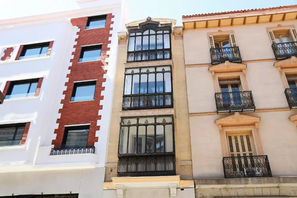 For You Rentals Puerta del Sol Apartments TEMPORAL PRE104B
