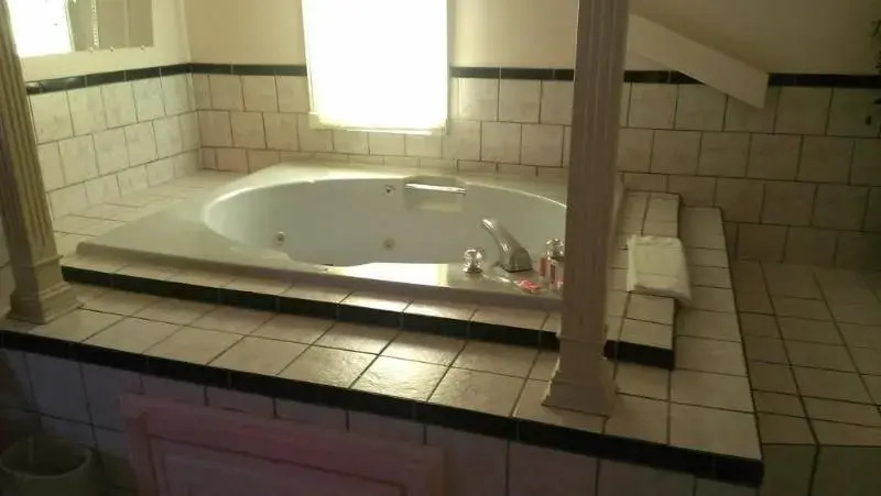 Econo Lodge Norwalk