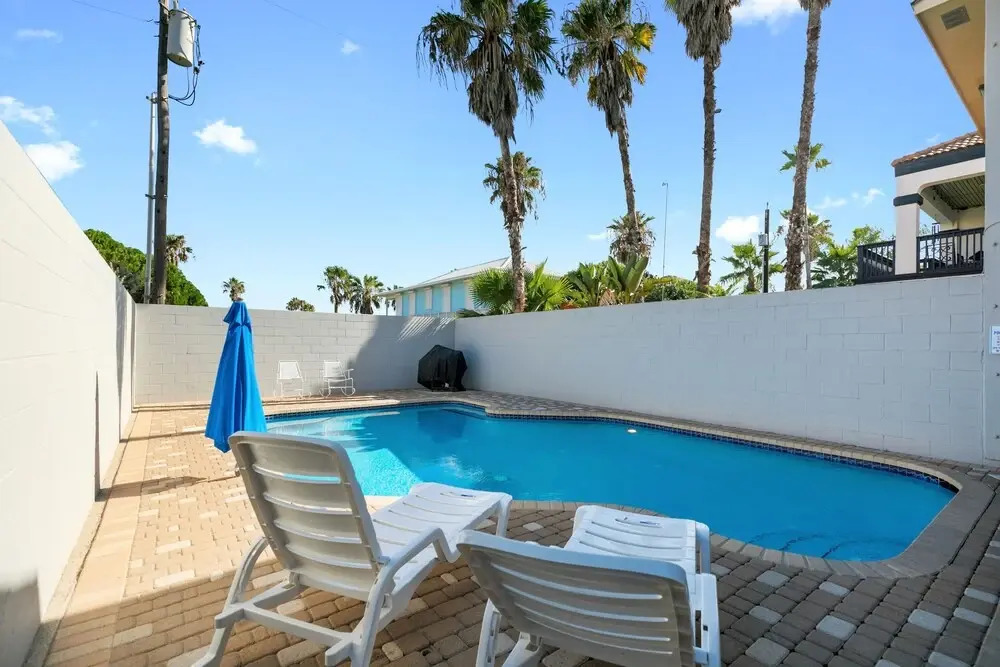 New! Stunning House w/ Pool & 1 Block From Beach!