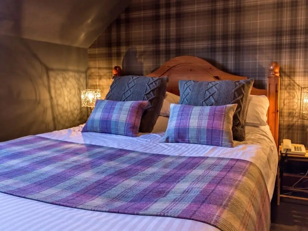 Cairn Hotel