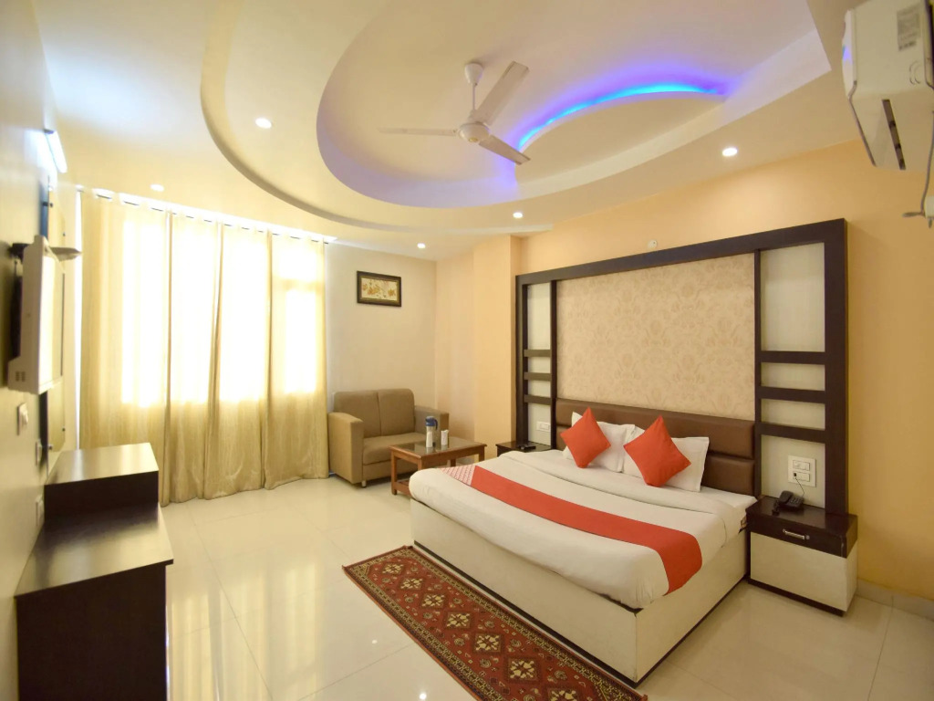 OYO 4690 Hotel Kanta International