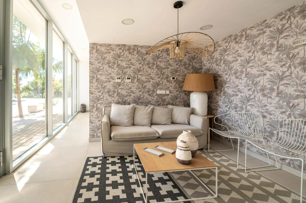 The Edge Apartment
