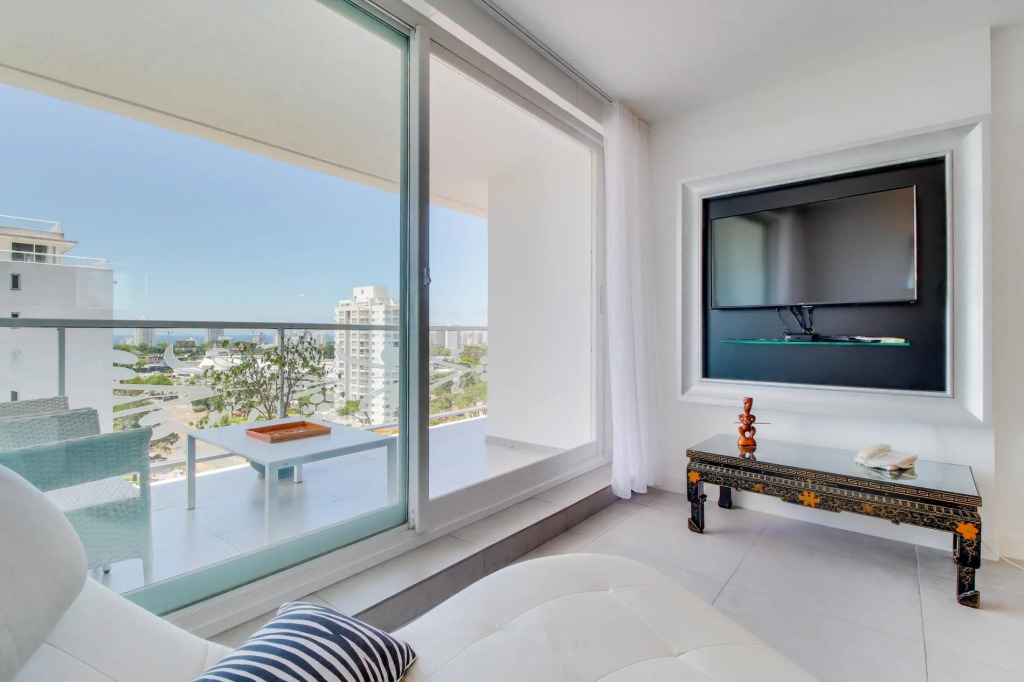Oceana Suites Yoo Suite 1405