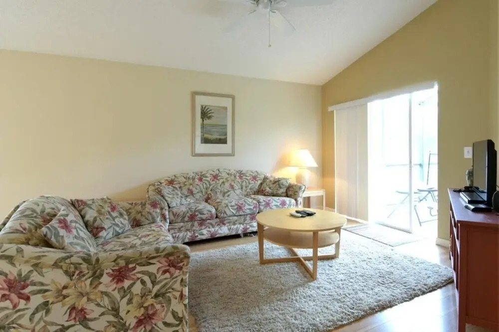 4 Bedroom Home in Emerald Island - 426203