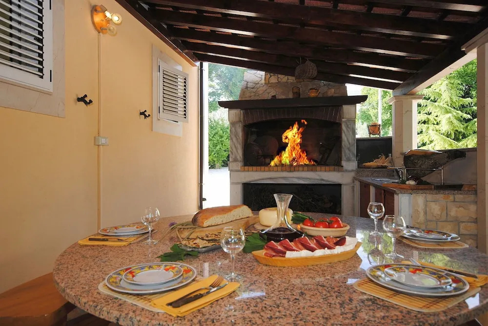 Maria Guest House