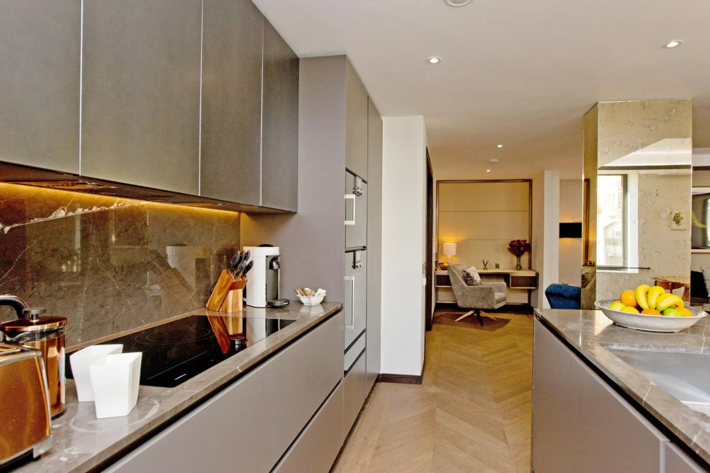GS1 - 3 Bed Deluxe in London